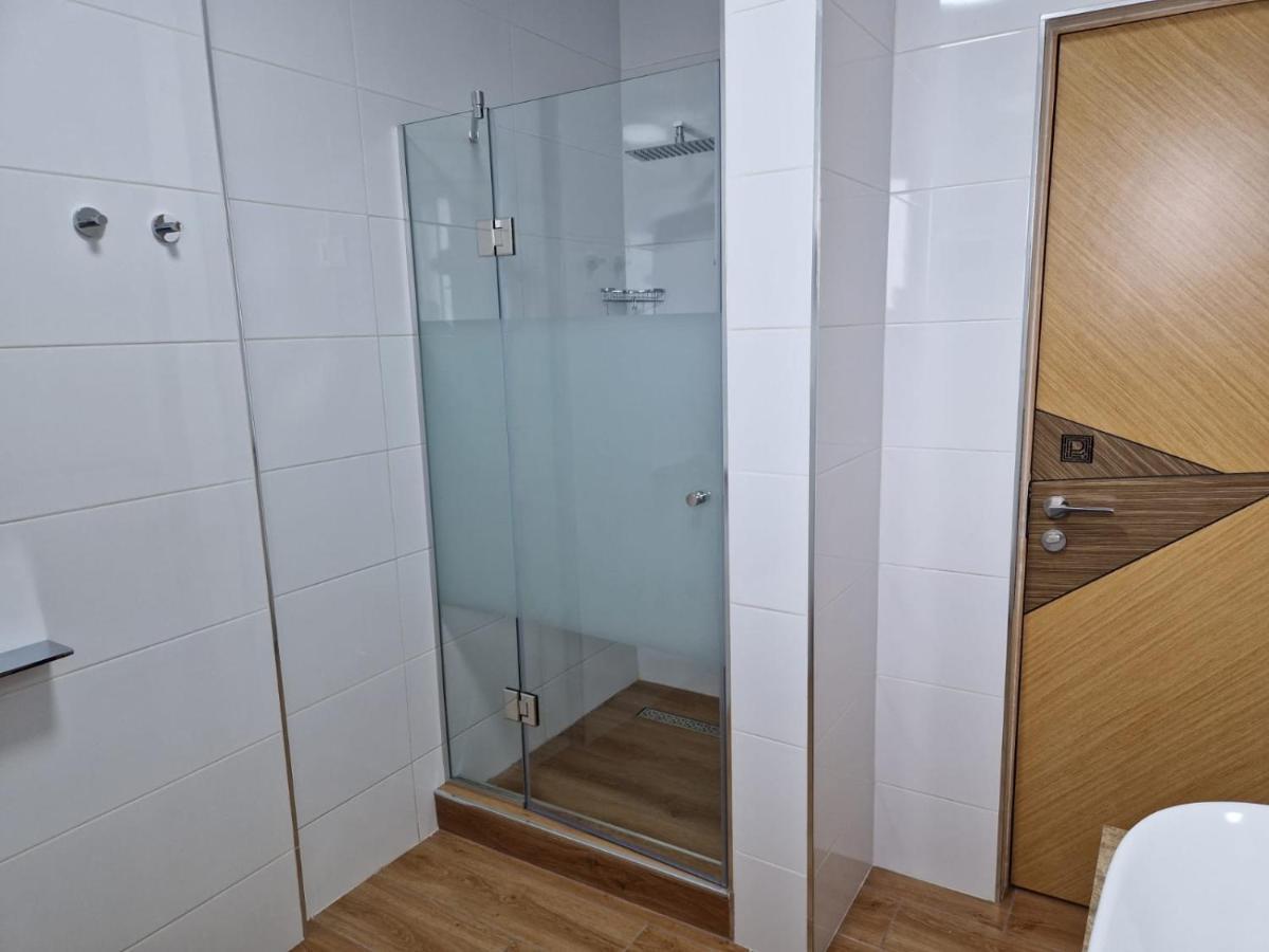 Ferienwohnung Promenada Sea View Năvodari Exterior foto