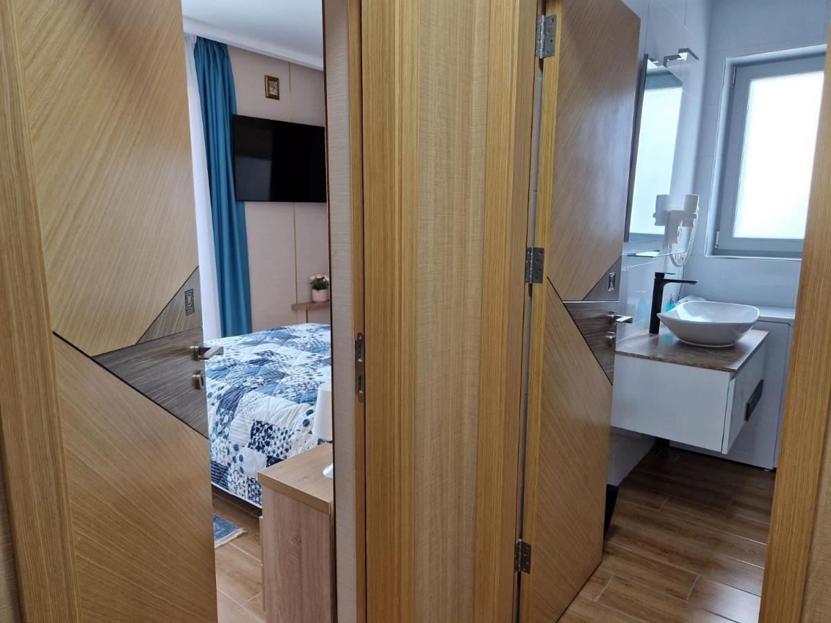 Ferienwohnung Promenada Sea View Năvodari Exterior foto